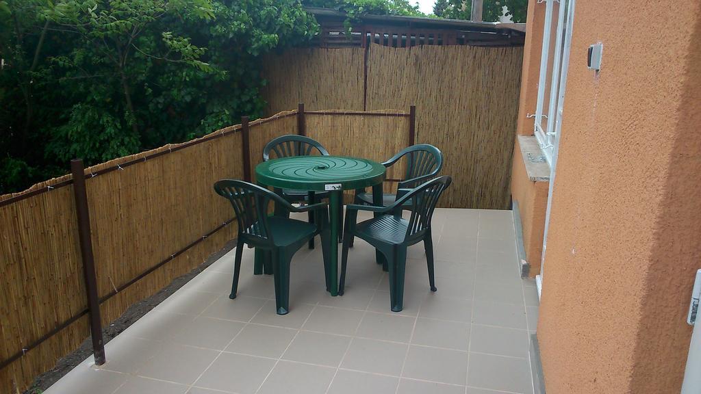 Orchidea Apartman Tata Ruang foto