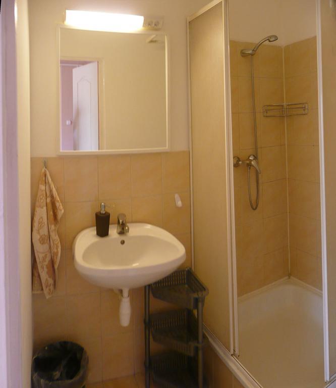 Orchidea Apartman Tata Ruang foto